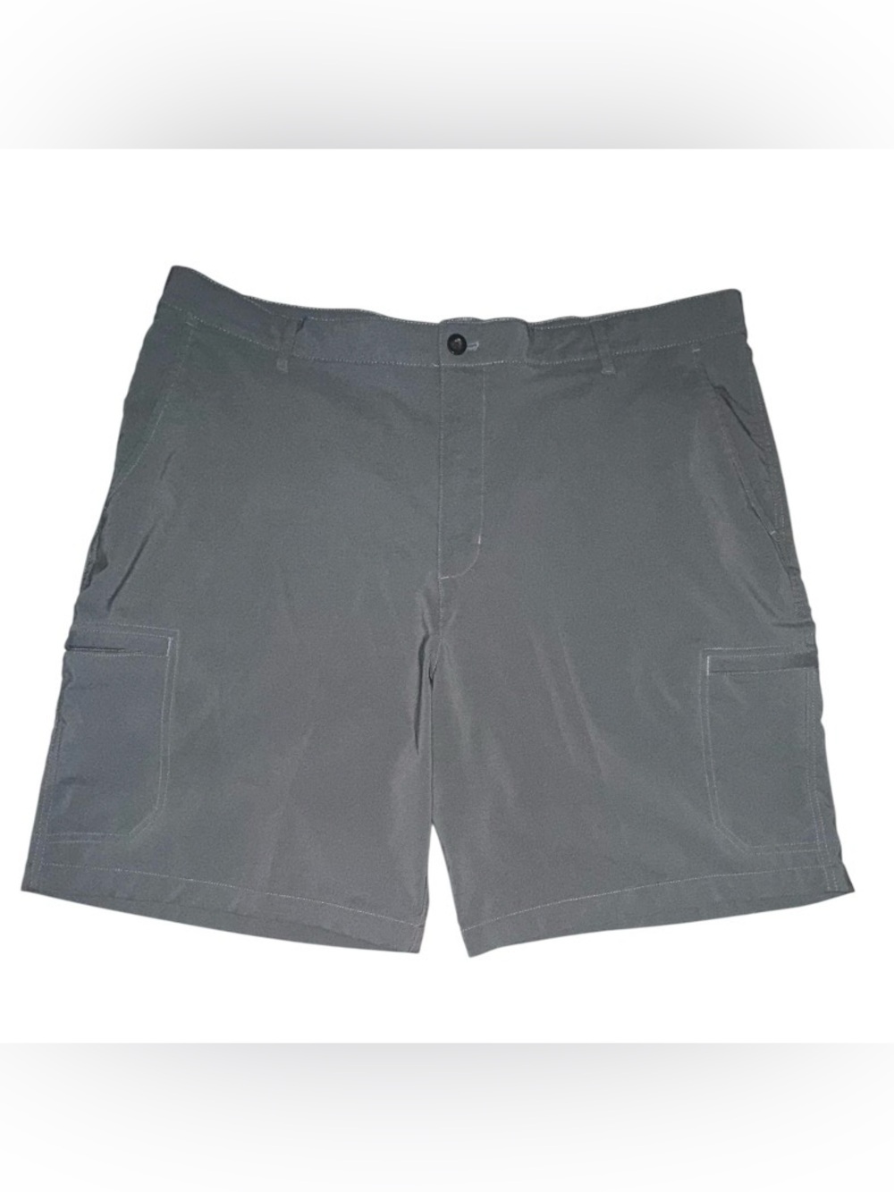 Chaps Golf Men's Gray Flat Front Cargo Shorts size 42